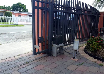 instalación puerta corredera - Motores Puertas Garaje Valencia